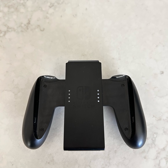 Nintendo Switch - Hardshell Case - Pro-controller - dock - Picture 4 of 13